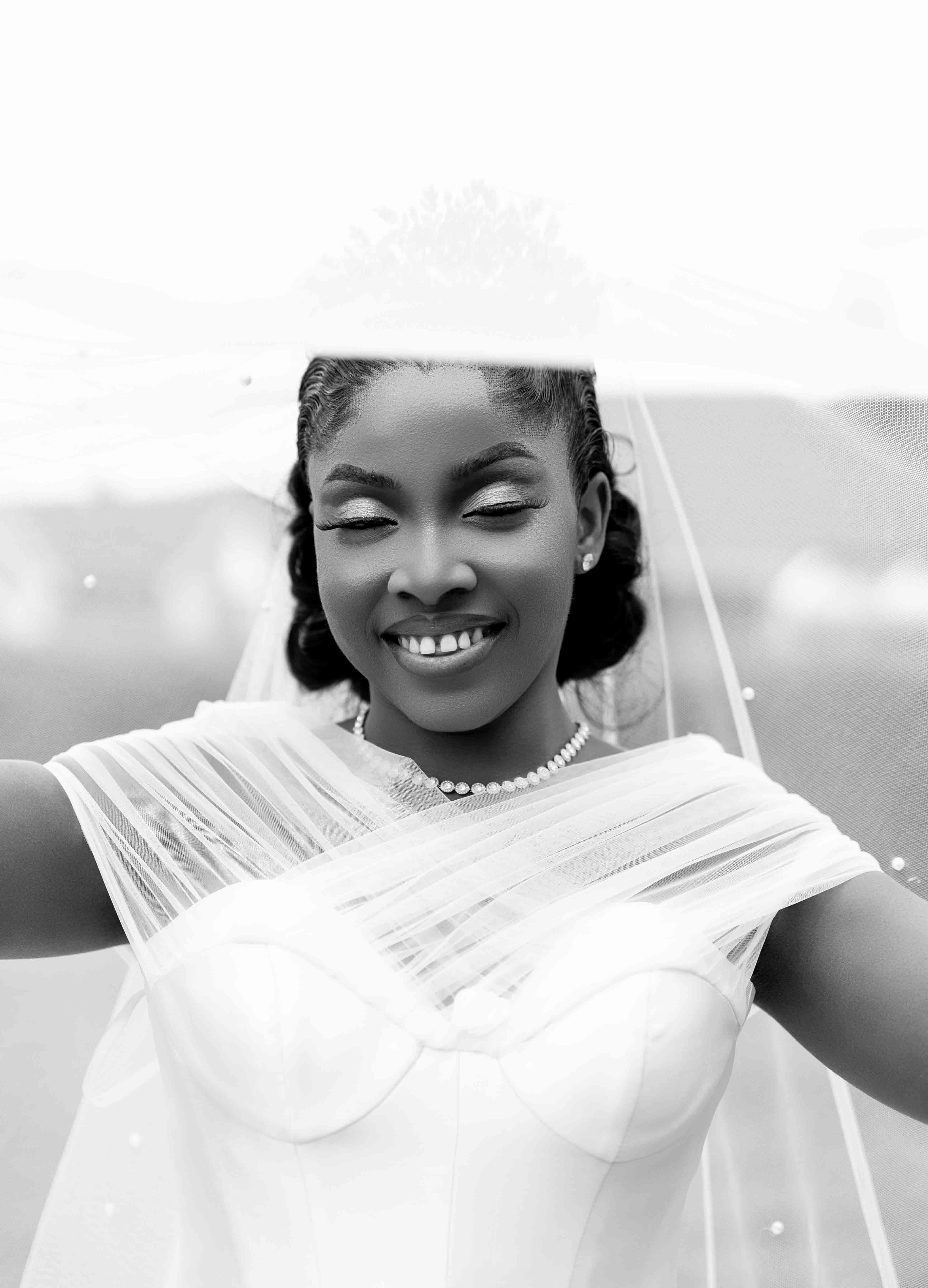 Wedding Photography - Elegant couple portrait